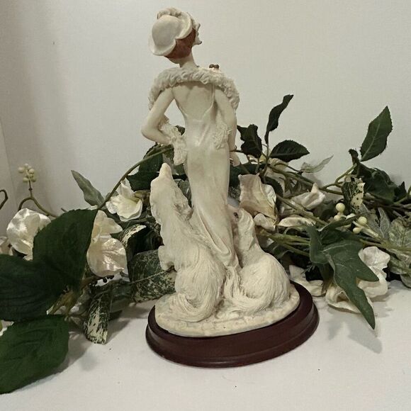 Vintage Miguel Angel Lady Figurine 10" Pink & Cream Porcelain Lady With Two Dogs - Picture 6 of 11